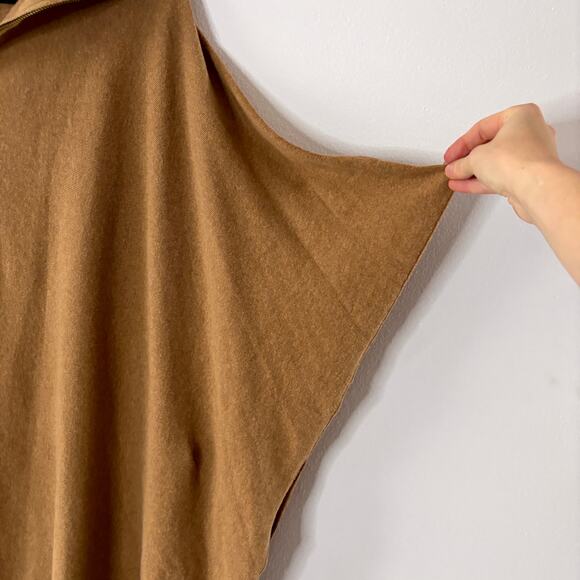 Banana Republic Oversized Knit Poncho Sweater Camel Quarter Zip Pre-Loved - Picture 8 of 12